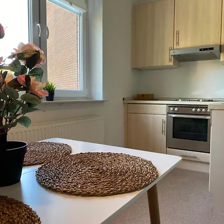 Strandnahes 3zi 6p Bei Hamburg * 베델